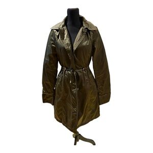 Preston and York Cinched Waist Preppy Rain Jacket in Army Green Size: Small